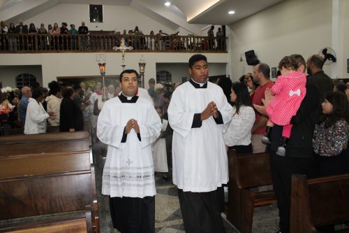 Posse-do-Padre-Leonardo-na-Paroquia-Sao-Pedro-em-Teresopolis-2