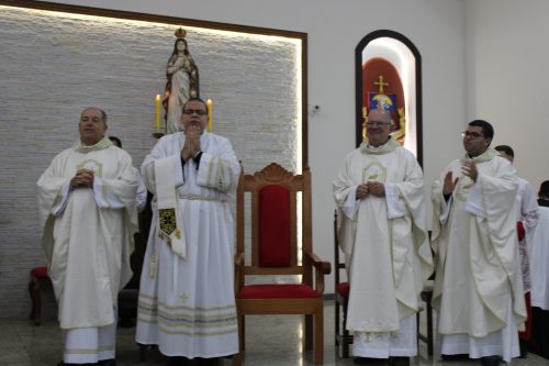 Posse-do-Padre-Leonardo-na-Paroquia-Sao-Pedro-em-Teresopolis-26