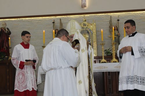 Posse-do-Padre-Leonardo-na-Paroquia-Sao-Pedro-em-Teresopolis-61