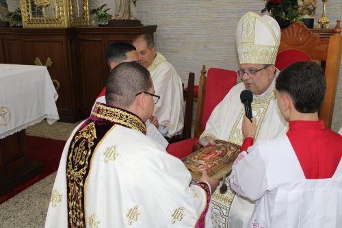 Posse-do-Padre-Leonardo-na-Paroquia-Sao-Pedro-em-Teresopolis-77