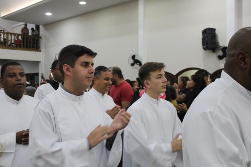 Posse-do-Padre-Leonardo-na-Paroquia-Sao-Pedro-em-Teresopolis-9