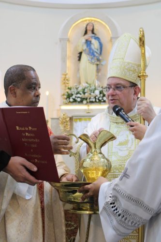 Posse-do-Padre-Marquinho-na-Paroquia-de-Venda-Nova-114