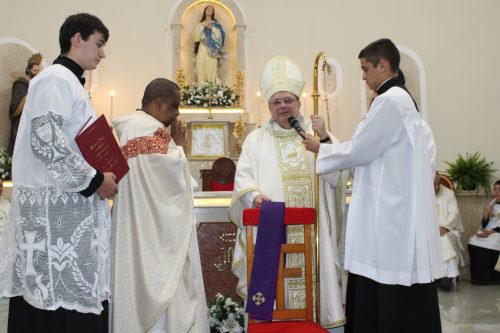 Posse-do-Padre-Marquinho-na-Paroquia-de-Venda-Nova-115