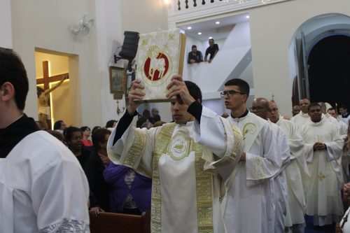 Posse-do-Padre-Marquinho-na-Paroquia-de-Venda-Nova-12