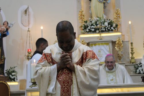 Posse-do-Padre-Marquinho-na-Paroquia-de-Venda-Nova-137