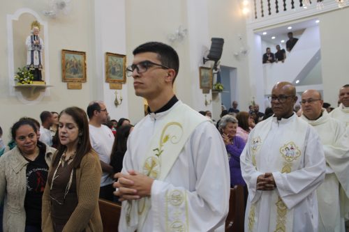 Posse-do-Padre-Marquinho-na-Paroquia-de-Venda-Nova-16