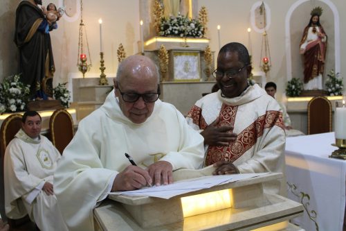 Posse-do-Padre-Marquinho-na-Paroquia-de-Venda-Nova-161