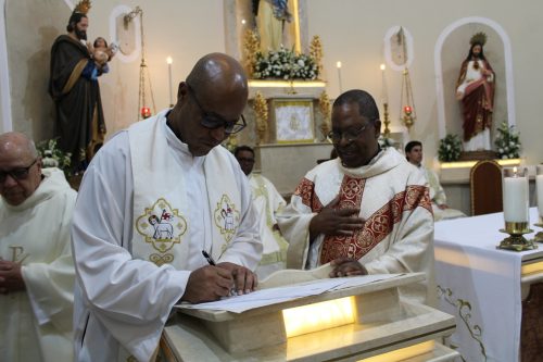 Posse-do-Padre-Marquinho-na-Paroquia-de-Venda-Nova-162