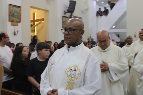 Posse-do-Padre-Marquinho-na-Paroquia-de-Venda-Nova-17