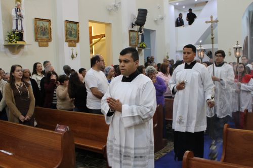 Posse-do-Padre-Marquinho-na-Paroquia-de-Venda-Nova-2