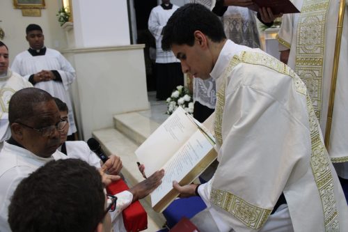 Posse-do-Padre-Marquinho-na-Paroquia-de-Venda-Nova-50