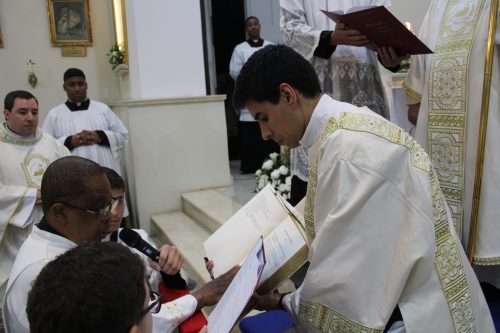 Posse-do-Padre-Marquinho-na-Paroquia-de-Venda-Nova-51