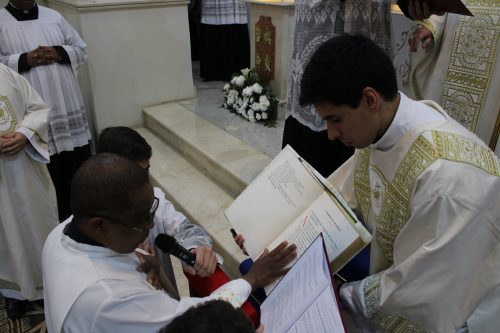 Posse-do-Padre-Marquinho-na-Paroquia-de-Venda-Nova-52