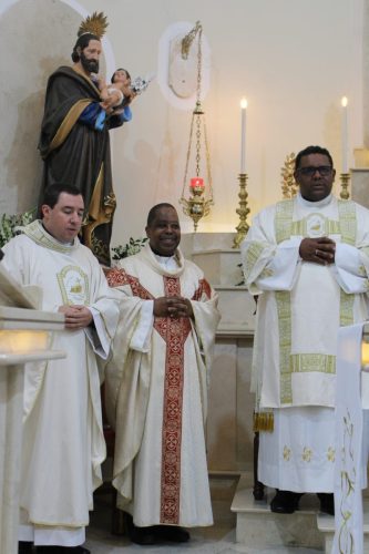 Posse-do-Padre-Marquinho-na-Paroquia-de-Venda-Nova-64