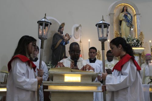 Posse-do-Padre-Marquinho-na-Paroquia-de-Venda-Nova-76
