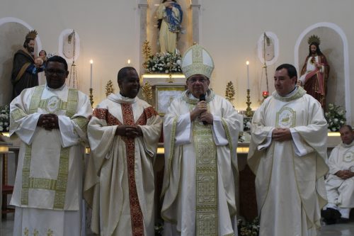 Posse-do-Padre-Marquinho-na-Paroquia-de-Venda-Nova-85