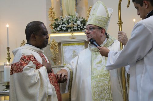 Posse-do-Padre-Marquinho-na-Paroquia-de-Venda-Nova-95