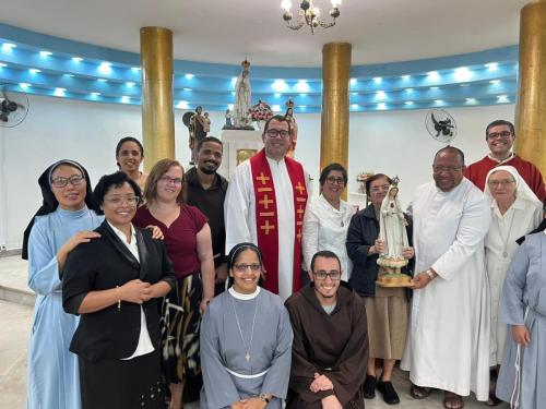 Vida-Consagrada-no-Trono-de-Fatima-10