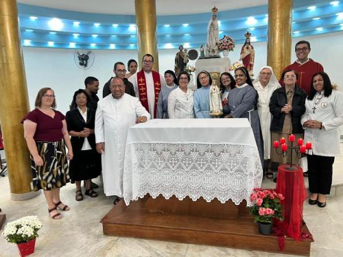 Vida-Consagrada-no-Trono-de-Fatima-11