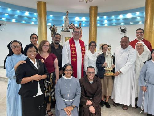 Vida-Consagrada-no-Trono-de-Fatima-2