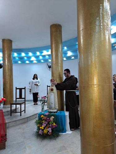 Vida-Consagrada-no-Trono-de-Fatima-3