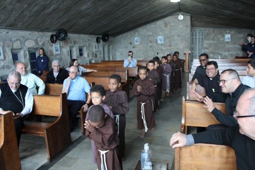 Visita-Pasotral-ao-Decanato-Sao-Pedro-de-Alcantara-Creche-Sao-Charbel-10
