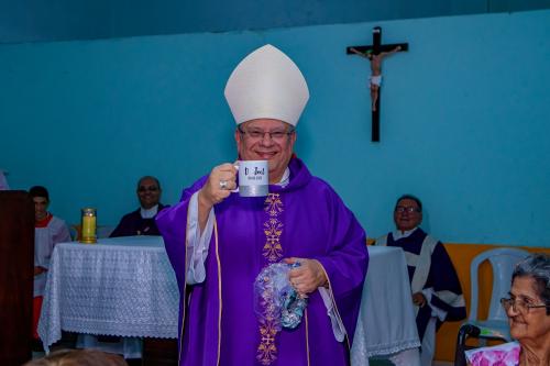 Dom Joel visita Lar Idosos em Magé Fotos lohserafimretratos