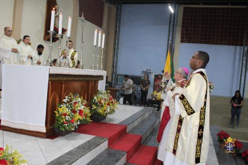 missa-ministerios-acolito-e-leitor-50