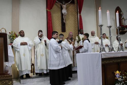 missa-ministerios-acolito-e-leitor-59